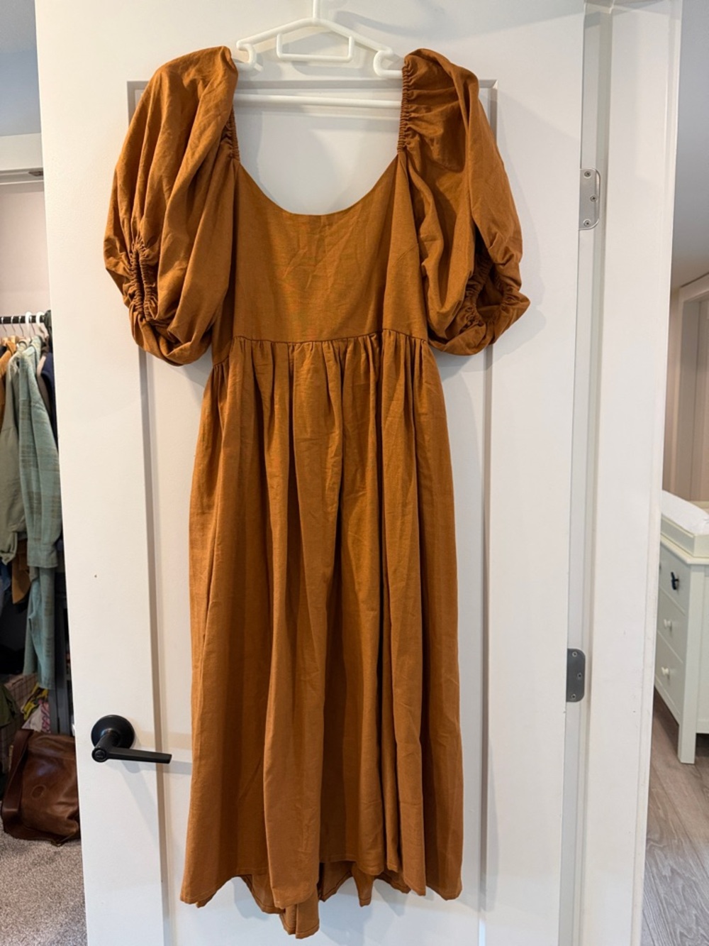 ELF Rust Puff-Sleeve Midi Dress - Picture 2 of 3